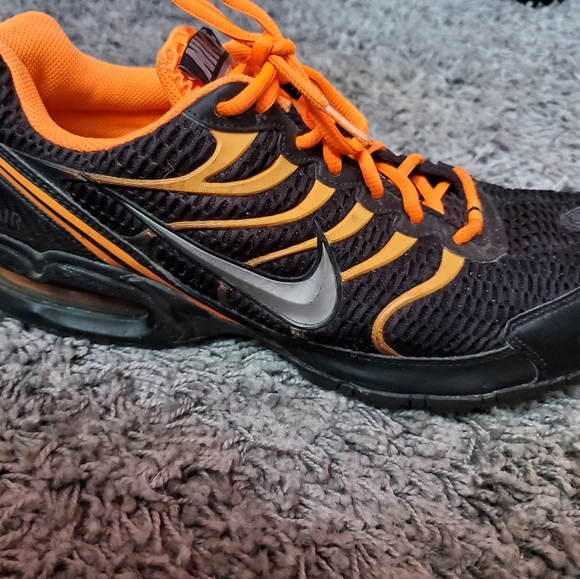 air max bright orange